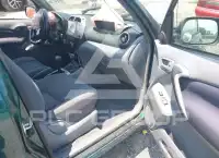 2002 Toyota RAV4 фото