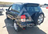 2002 Toyota RAV4 photo