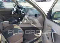 2002 Toyota RAV4 photo