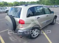 2002 Toyota RAV4 фото