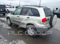 2002 Toyota RAV4 photo