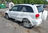 2002 Toyota RAV4 фото