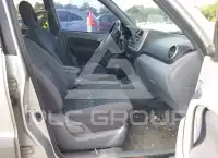2002 Toyota RAV4 фото