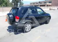 2002 Toyota RAV4 фото