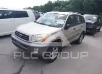 2002 Toyota RAV4 photo