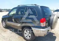 2002 Toyota RAV4 photo