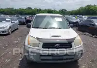 2002 Toyota RAV4 фото