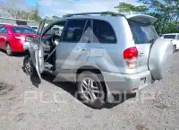 2002 Toyota RAV4 photo