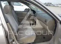 2002 Toyota COROLLA фото