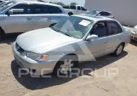 2002 Toyota COROLLA фото
