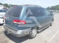 2002 Toyota SIENNA фото