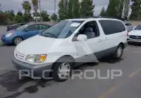 2002 Toyota SIENNA фото
