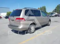2002 Toyota SIENNA фото