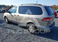 2002 Toyota SIENNA фото