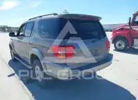 2002 Toyota SEQUOIA фото
