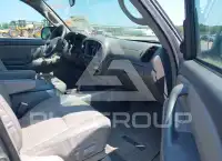 2002 Toyota SEQUOIA photo