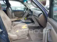 2002 Toyota SEQUOIA фото