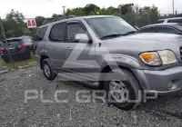 2002 Toyota SEQUOIA фото