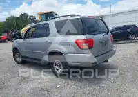 2002 Toyota SEQUOIA фото