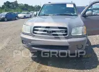 2002 Toyota SEQUOIA фото