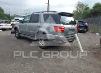2002 Toyota SEQUOIA фото