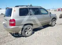 2002 Toyota Highlander photo