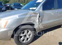 2002 Toyota Highlander photo