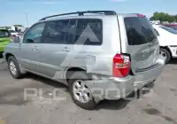 2002 Toyota Highlander photo