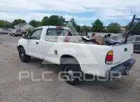 2002 Toyota TUNDRA фото