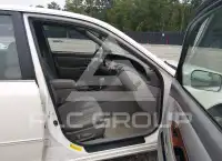 2002 Toyota AVALON photo