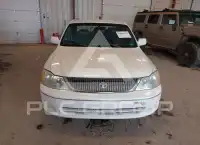 2002 Toyota AVALON photo