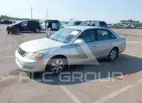 2002 Toyota AVALON photo