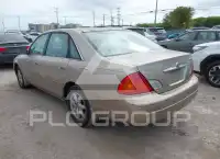 2002 Toyota AVALON photo