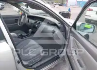 2002 Toyota AVALON фото