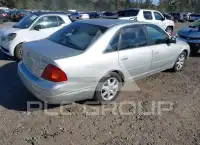 2002 Toyota AVALON photo