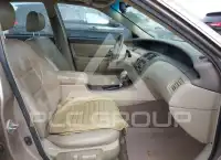 2002 Toyota AVALON photo