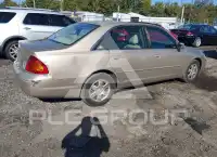 2002 Toyota AVALON фото