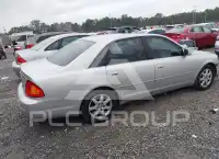 2002 Toyota AVALON фото