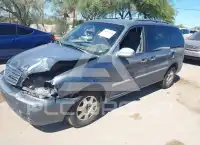 2002 KIA Sedona фото