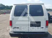 2002 Ford E-350 фото