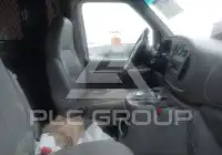 2002 Ford E-150 фото