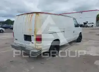 2002 Ford E-150 фото