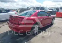 2002 Ford MUSTANG фото