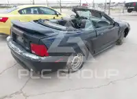 2002 Ford MUSTANG фото