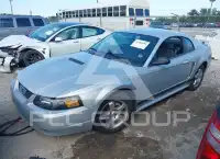 2002 Ford MUSTANG photo