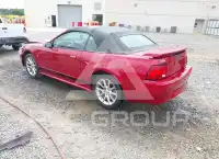 2002 Ford MUSTANG фото
