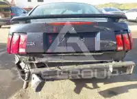 2002 Ford MUSTANG photo