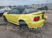 2002 Ford MUSTANG фото