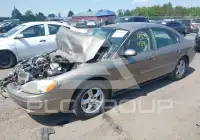 2002 Ford TAURUS photo