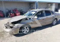 2002 Ford TAURUS photo